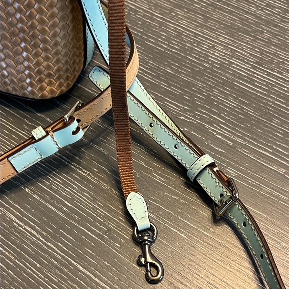 Dooney & Bourke Beacon Pale Blue Crossbody Bag - Picture 4 of 10